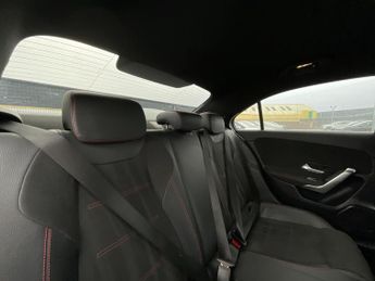 Mercedes-Benz A Class A 180 AMG LINE EXECUTIVE D A