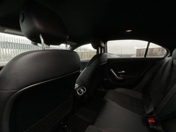 Mercedes-Benz A Class A 180 AMG LINE EXECUTIVE D A