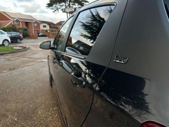 Toyota Yaris 1.5 VVT-h Y20 Bi-tone E-CVT Euro 6 (s/s) 5dr