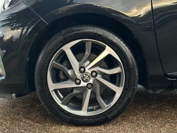 Toyota Yaris 1.5 VVT-h Y20 Bi-tone E-CVT Euro 6 (s/s) 5dr