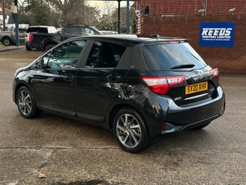 Toyota Yaris 1.5 VVT-h Y20 Bi-tone E-CVT Euro 6 (s/s) 5dr