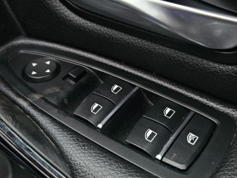 BMW 3 Series 1.5 318i Sport Euro 6 (s/s) 4dr