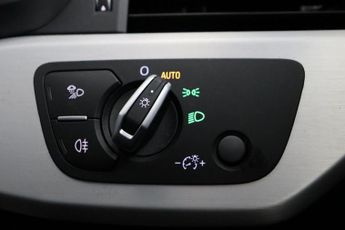 Audi A4 2.0 TFSI 35 S line S Tronic Euro 6 (s/s) 4dr