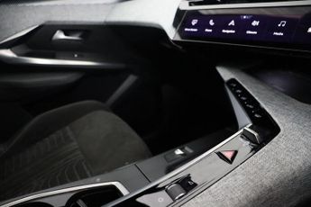 Peugeot E-3008 73kWh GT Auto 5dr