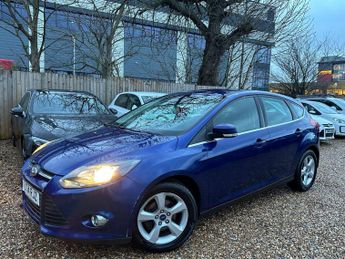Ford Focus 1.6 Zetec Navigator Powershift Euro 5 5dr