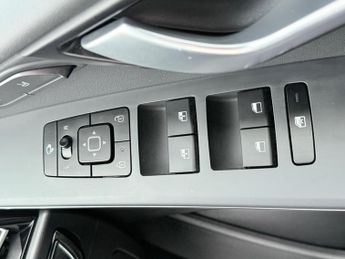 Kia Niro 64.8kWh 4 Auto 5dr