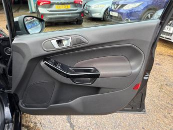 Ford Fiesta 1.0T EcoBoost Titanium Powershift Euro 6 5dr