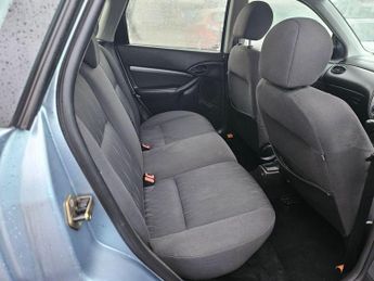 Ford Focus 1.6i 16v Zetec 5dr