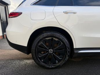 Mercedes-Benz EQC EQC 400 80kWh Sport Auto 4MATIC 5dr