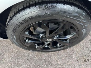 Vauxhall Corsa 1.4i Griffin Auto Euro 6 5dr