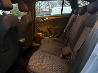 Vauxhall Astra 1.6 CDTi SRi Nav Sports Tourer Auto Euro 6 5dr