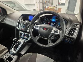 Ford Focus 1.6 TDCi Zetec Euro 5 (s/s) 5dr