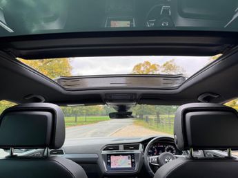 Volkswagen Tiguan 2.0 BiTDI R-Line DSG 4Motion Euro 6 (s/s) 5dr