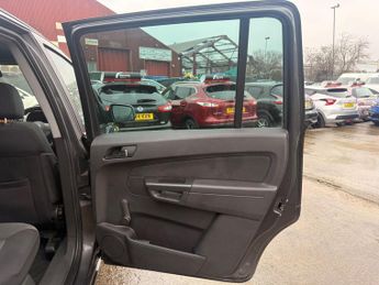 Vauxhall Zafira 1.6 16V Exclusiv Euro 5 5dr