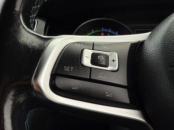 Volkswagen Golf 1.4 TSI GTE Nav DSG Euro 6 (s/s) 5dr