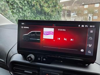 VAUXHALL COMBO LIFE DESIGN XL 7 Seater
