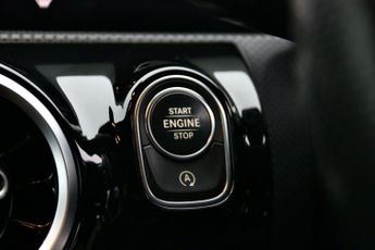 Mercedes-Benz A Class 1.3 A200 AMG Line (Executive) Hatchback 5dr Petrol 7G-DCT Euro 6