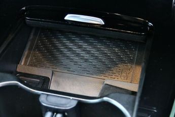 Mercedes-Benz A Class 1.3 A200 AMG Line (Executive) Hatchback 5dr Petrol 7G-DCT Euro 6