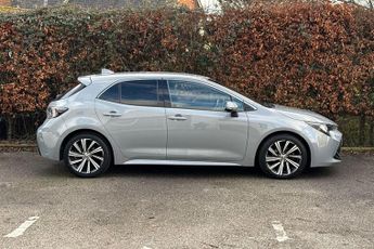 Toyota Corolla 1.8 VVT-h Design CVT Euro 6 (s/s) 5dr