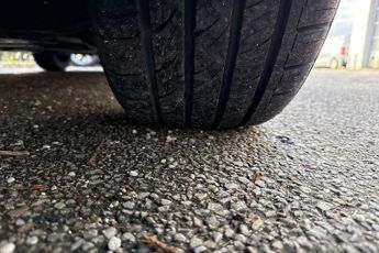 Toyota Corolla 1.8 VVT-h Design CVT Euro 6 (s/s) 5dr