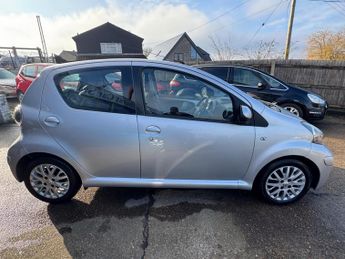 Toyota AYGO 1.0 VVT-i Platinum MultiMode Euro 4 5dr (AC)