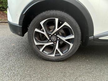 Toyota C-HR 1.8 VVT-h Design CVT Euro 6 (s/s) 5dr