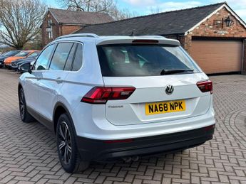 Volkswagen Tiguan 2.0 TDI SE Navigation DSG Euro 6 (s/s) 5dr