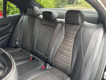Mercedes-Benz E Class 2.0 E220d AMG Line G-Tronic+ Euro 6 (s/s) 4dr