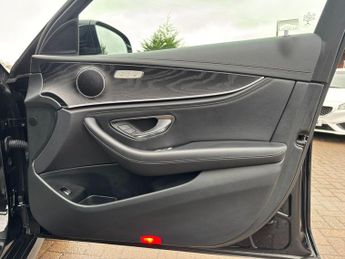 Mercedes-Benz E Class 2.0 E220d AMG Line G-Tronic+ Euro 6 (s/s) 4dr