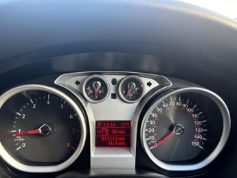 Ford Focus 1.6 Zetec 5dr