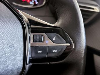 Peugeot 2008 1.5 BlueHDi Allure SUV 5dr Diesel Manual Euro 6 (s/s) (110 ps)