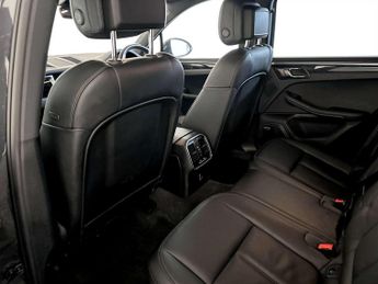 Porsche Macan 3.0T V6 S SUV 5dr Petrol PDK 4WD Euro 6 (s/s) (354 ps)