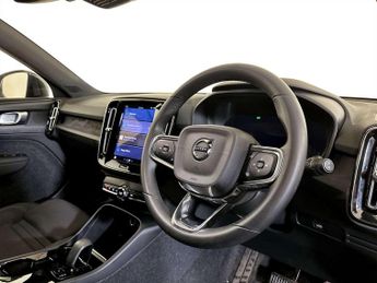 Volvo XC40 Recharge 69kWh Core SUV 5dr Electric Auto (231 ps)