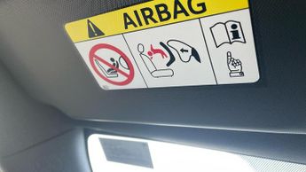 Toyota Corolla 1.8 VVT-h Icon CVT Euro 6 (s/s) 5dr