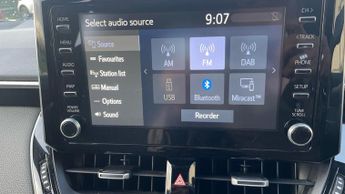 Toyota Corolla 1.8 VVT-h Icon CVT Euro 6 (s/s) 5dr