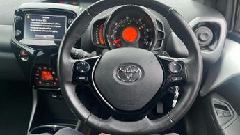 Toyota AYGO 1.0 VVT-i x-trend x-shift Euro 6 5dr (Safety Sense)