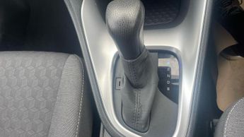 Toyota Yaris 1.5 VVT-h Icon E-CVT Euro 6 (s/s) 5dr