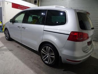 Volkswagen Sharan 2.0 TDI BlueMotion Tech SEL DSG Euro 5 (s/s) 5dr