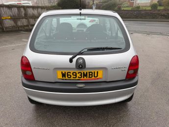 Vauxhall Corsa 1.2i CDX Hatchback 3dr Petrol Automatic (180 g/km, 64 bhp)