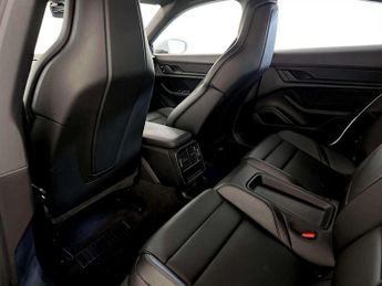 Porsche Taycan Performance Plus 93.4kWh 4S Saloon 4dr Electric Auto 4WD (11kW C