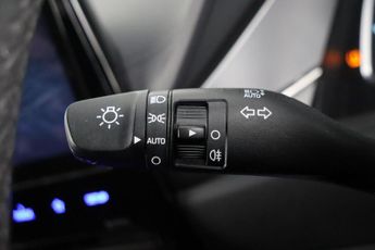 Hyundai IONIQ 1.6 h-GDi Premium DCT Euro 6 (s/s) 5dr