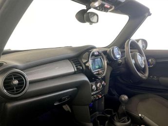 MINI Convertible 1.5 Cooper Classic Convertible 2dr Petrol Manual Euro 6 (s/s) (1