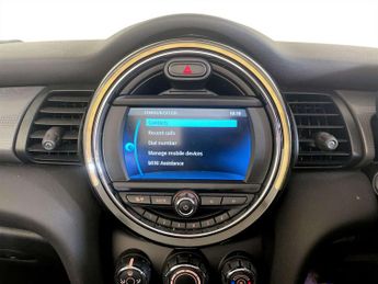 MINI Convertible 1.5 Cooper Classic Convertible 2dr Petrol Manual Euro 6 (s/s) (1