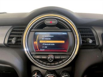 MINI Convertible 1.5 Cooper Classic Convertible 2dr Petrol Manual Euro 6 (s/s) (1