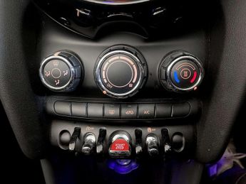 MINI Convertible 1.5 Cooper Classic Convertible 2dr Petrol Manual Euro 6 (s/s) (1