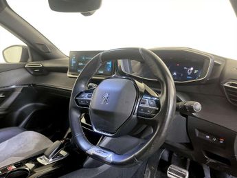 Peugeot E-2008 50kWh GT Premium SUV 5dr Electric Auto (136 ps)