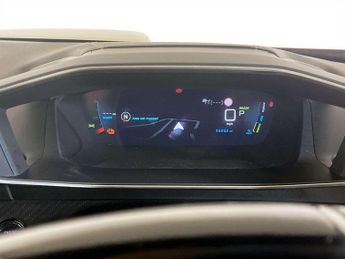 Peugeot E-2008 50kWh GT Premium SUV 5dr Electric Auto (136 ps)