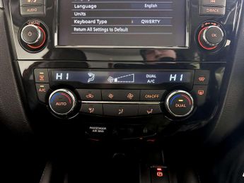 Nissan Qashqai 1.3 DIG-T Tekna SUV 5dr Petrol Manual Euro 6 (s/s) (160 ps)