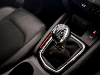 Nissan Qashqai 1.3 DIG-T Tekna SUV 5dr Petrol Manual Euro 6 (s/s) (160 ps)