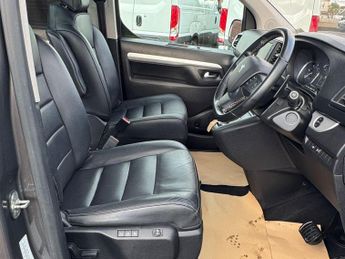 Peugeot Traveller 2.0 BlueHDi Allure Standard MPV 5dr Diesel EAT8 MWB Euro 6 (s/s)